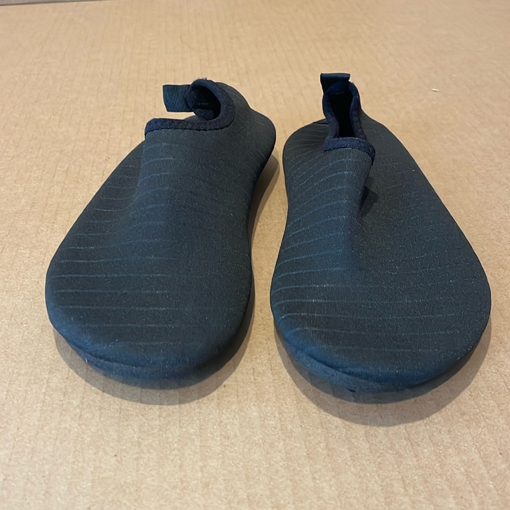 Water Sports Unisex Shoes Black Slip On Quick Dry.  Womens 5/6 Men’s 4/5